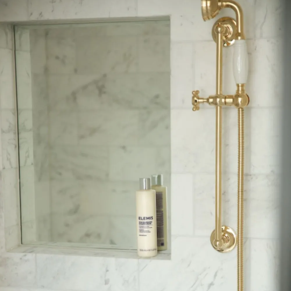 Elemis Skin Nourishing Shower Cream Hot