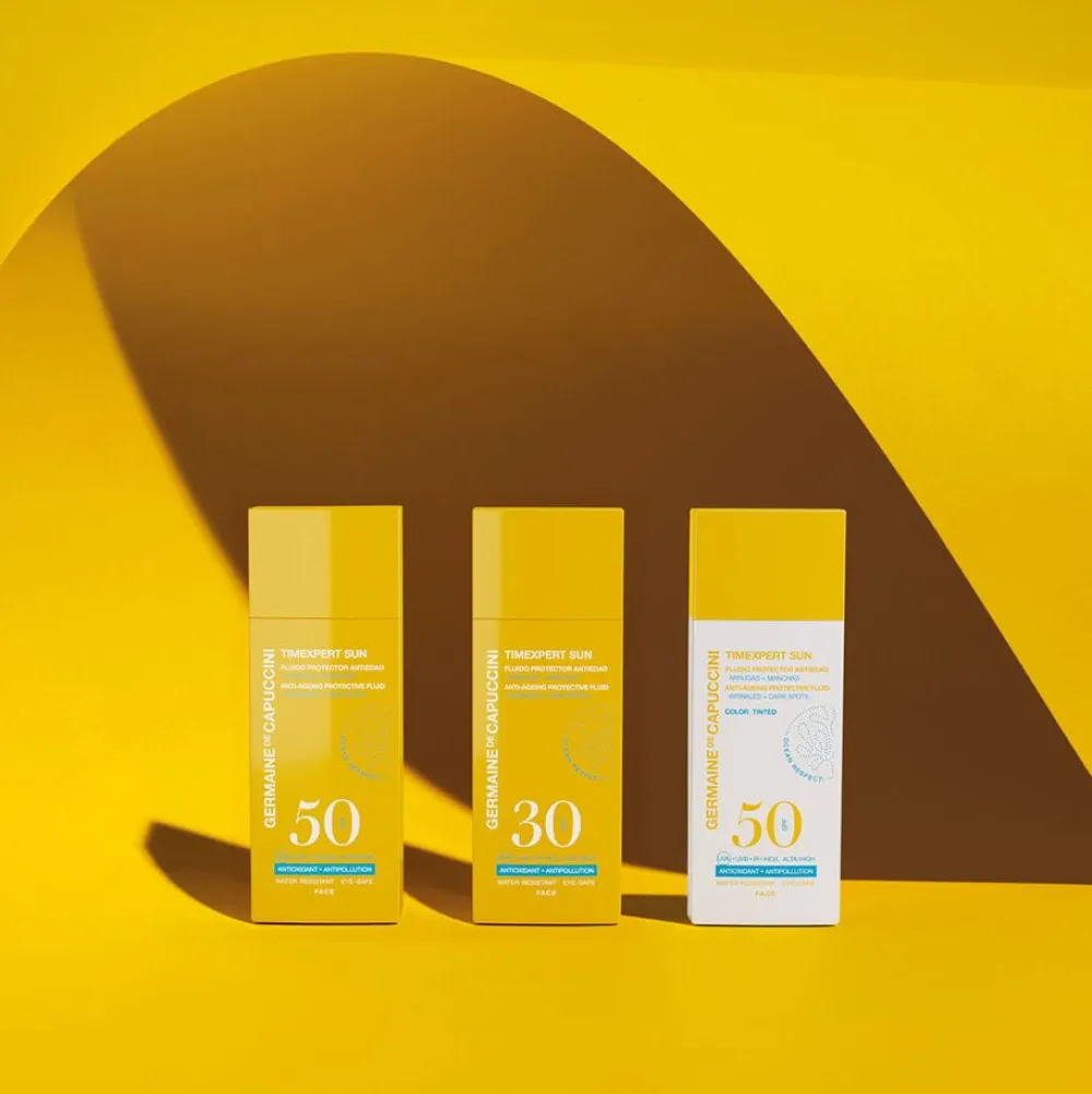 Germaine de Capuccini Sun Anti-Ageing Protective Fluid SPF 30 Hot