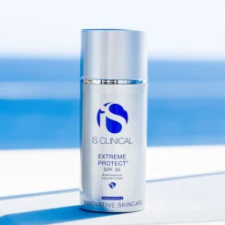 iS Clinical Extreme Protect SPF 30