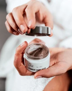 MeLine Kampanje Pigment Home Mask - Få restore krem i gave Discount